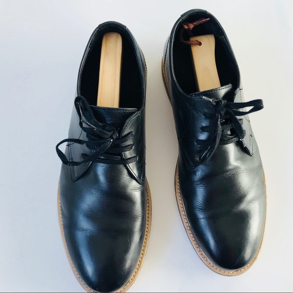 Wolverine Kirk Black Men’s Oxfords - Picture 2 of 8